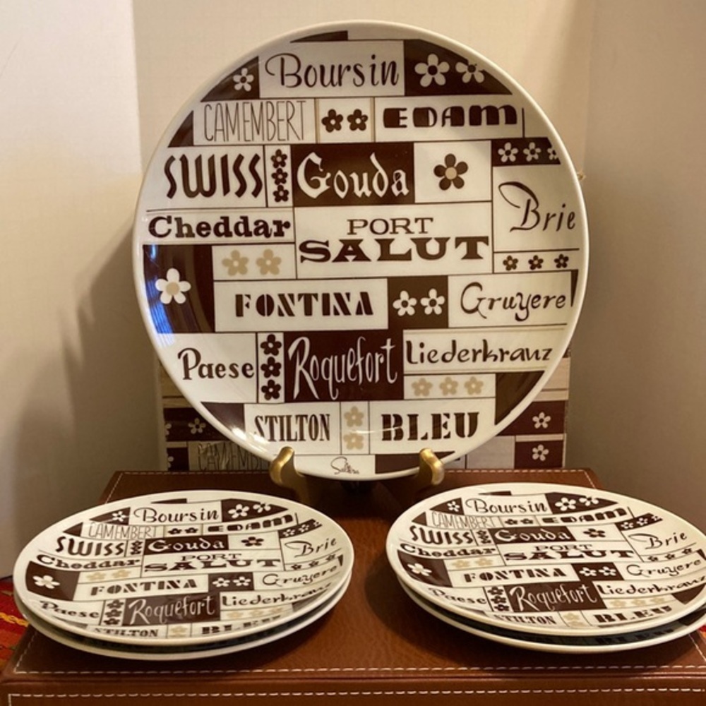 Vintage boxed Japan porcelain  1970s Saltera 5 pc cheese platter/plate set